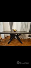 Tavolo moderno allungabile