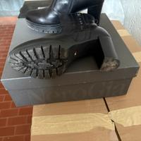 Scarpe nero giardini