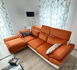 DIVANO GIMIGLIANO CON POUF/SEDUTA