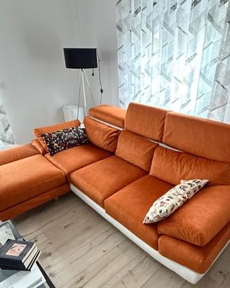 DIVANO GIMIGLIANO CON POUF/SEDUTA