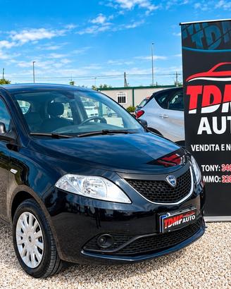 Lancia Ypsilon 1.3 MJT 95 CV 5 porte