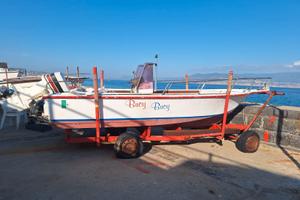 Barca a motore - Tonnetto - 6mt