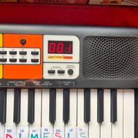 Pianola Yamaha x Scuola