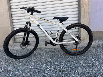 MT bike 26”