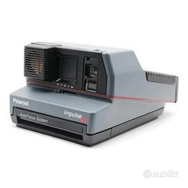 Polaroid macchina fotografica istantanea flash