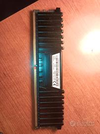 Uno stickRam ddr4 (per il venditore Francesco)