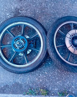 due ruote per moto 