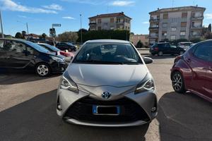 Toyota Yaris 1.5 Hybrid Active NEOPATENTATI