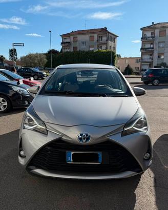 Toyota Yaris 1.5 Hybrid Active NEOPATENTATI