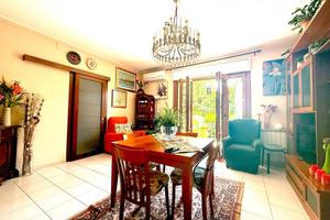 Appartamento di 132 m² con 4 locali e box auto a C