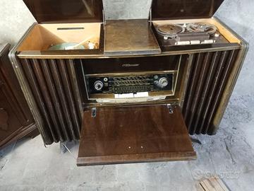 mobile radio vintage anni 60