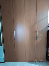 Armadio 4 ante color ciliegio