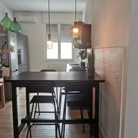 TAVOLO ALTO IKEA+ 4 SGABELLI RICHIUDIBILI