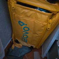 kit deliveroo è glovo 