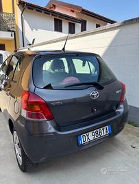 Toyota yaris perfetta per Neopatentati