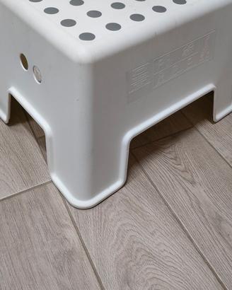sgabello ikea bambini