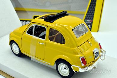 Modellino auto fiat 500 L scala 1:18 giallo - Collezionismo In vendita a  Ancona