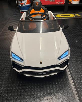 Lamborgini urus elettrica bambini
