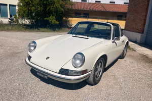 Porsche 911 2.4 T Targa Oro Asi