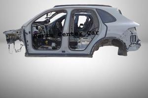 Scocca per taglio lamierati Porsche Cayenne 2023