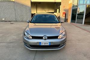 Volkswagen Golf 2.0 TDI DSG 5p. Highline BlueMotio