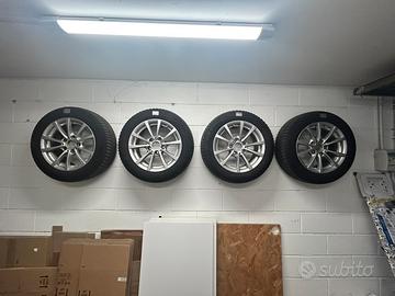 Cerchi BMW 16” con pneumatici invernali