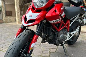 Ducati Hypermotard 1100