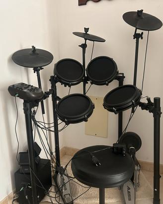 Alesis nitro mesh kit batteria elettronica