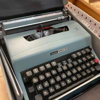 Macchina da scrivere