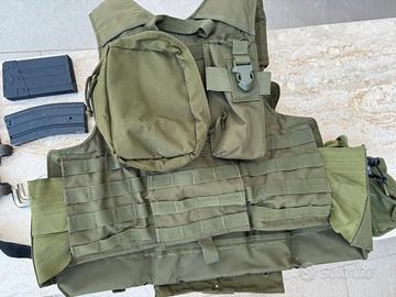 Gilet giubbotto  blackwater softair 3 caricatori
