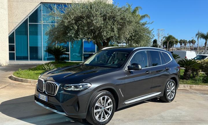 BMW X3 xdrive20d Luxury TStock prezzo