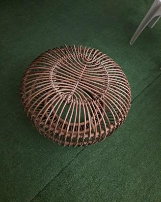 Pouf sferico in vimini, anni '50

