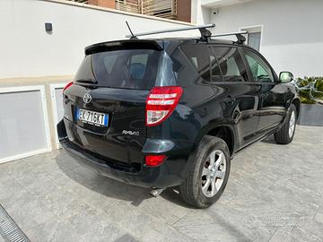 Toyota  rav 4