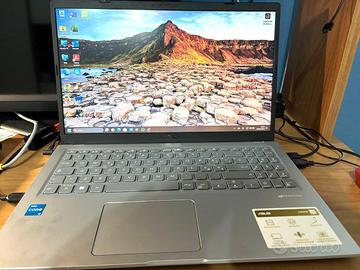 NOTEBOOK ASUS VIVOBOOK 15,6" 12/23 Aziend. Nuovo