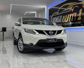 Nissan Qashqai 1.2 DIG-T N-Connecta-Full Opt