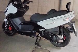 KYMCO Xciting 300 R