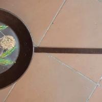 Padella originale antica cottura cibi nei camini