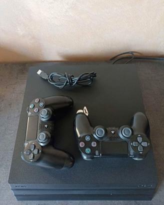 🎮 PlayStation 4 Pro + 2 Controller – 250€
