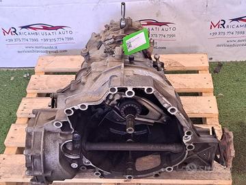 CAMBIO MANUALE COMPLETO AUDI A4 Avant (8K5) 0B1301