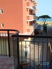 25 LUGLIO-1 AGOSTO/Vista-vicino mare/4-5 pax/bilo