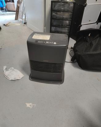Stufa a combustibile liquido elettronica