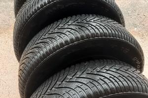 Pneumatici invernali 215/65 R16 BF GOODRICH 