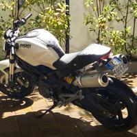 Ducati Monster 696 - 2009