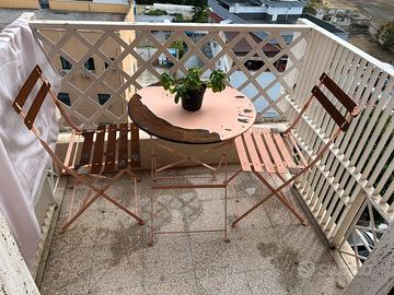 set pieghevole tavolino e sedie da bistrot