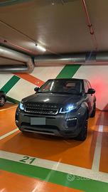 Evoque bicolore grigio e nera