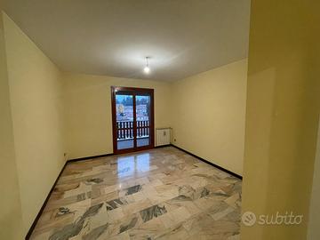 Appartamento 85mq + Box - Biumo - Centro Varese