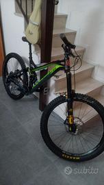 Mondraker dune r