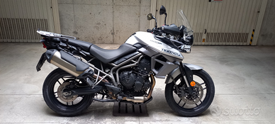 Triumph tiger 800 xrx