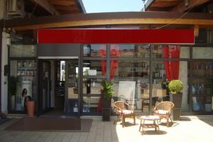 Locale in centro commerciale