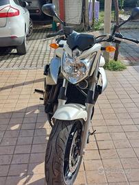 Yamaha XJ6 2010 - solo 1.418 km reali